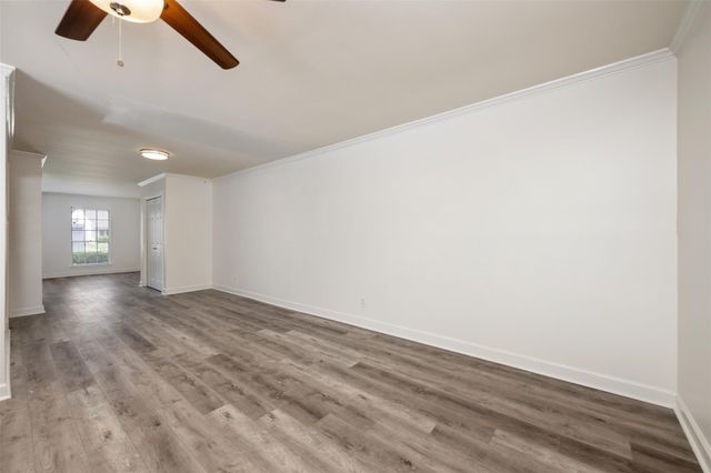 6107 Bullard DR A, Austin, TX 78757