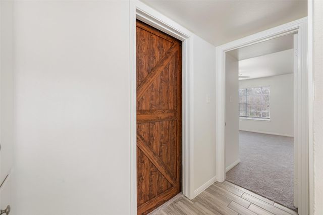 6107 Bullard DR A, Austin, TX 78757