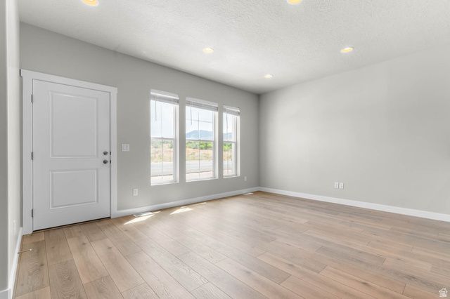 8213 W MADISON PEAK WAY, Magna, UT 84044