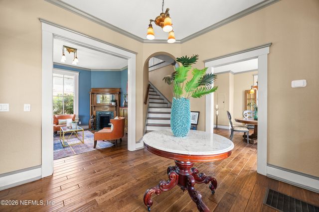 9 W 5TH Street, Jacksonville, FL 32206