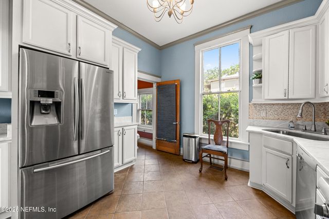 9 W 5TH Street, Jacksonville, FL 32206
