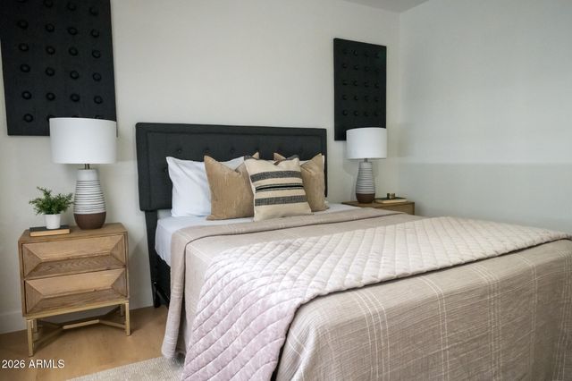 1047 N 84TH Place, Scottsdale, AZ 85257