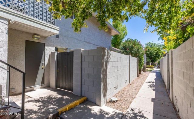 1047 N 84TH Place, Scottsdale, AZ 85257