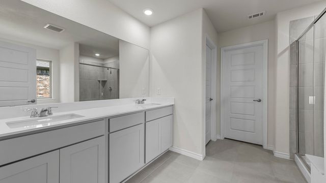 431 Epiphany Lane, Lavon, TX 75166