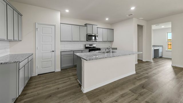 431 Epiphany Lane, Lavon, TX 75166