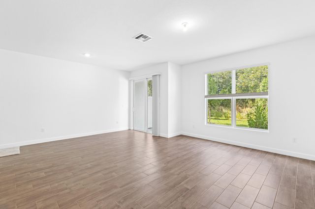 4250 Lagoon Shore Drive, Lake Worth, FL 33467