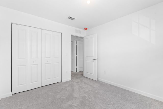 4250 Lagoon Shore Drive, Lake Worth, FL 33467