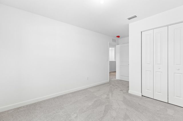 4250 Lagoon Shore Drive, Lake Worth, FL 33467