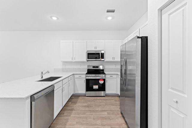 4250 Lagoon Shore Drive, Lake Worth, FL 33467