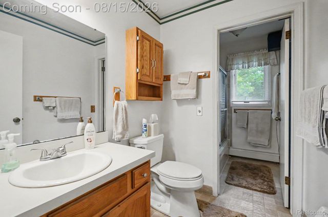 1625 Spruce Court, Commerce Charter Township, MI 48390