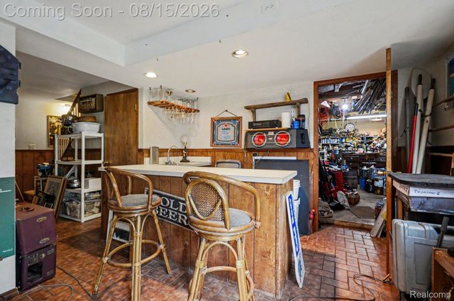 1625 Spruce Court, Commerce Charter Township, MI 48390