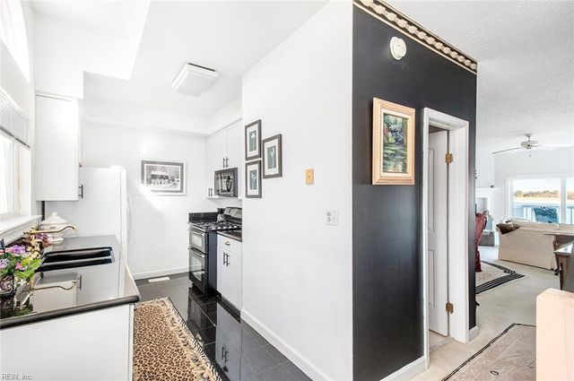 9520 Bay Front DR B, Norfolk, VA 23518