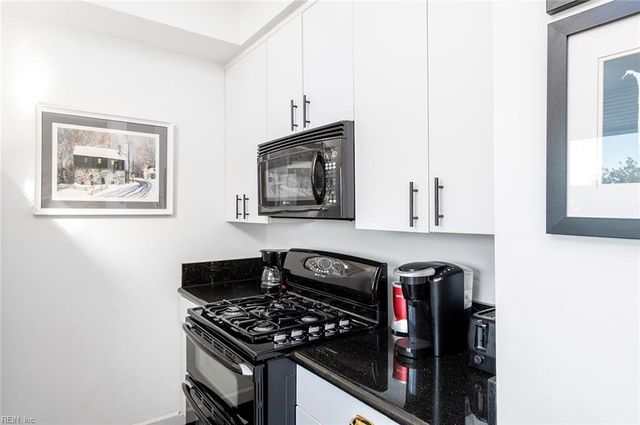 9520 Bay Front DR B, Norfolk, VA 23518