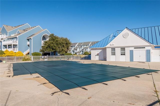 9520 Bay Front DR B, Norfolk, VA 23518