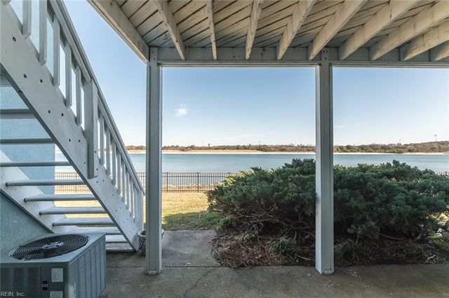 9520 Bay Front DR B, Norfolk, VA 23518