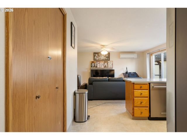 14314 Se 9TH St, Vancouver, WA 98683