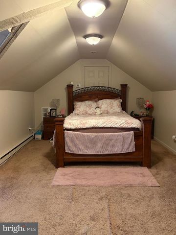 521 & 523 E MAIN ST, Palmyra, PA 17078
