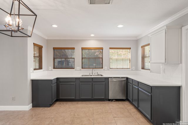 1656 Yucca Park, Schertz, TX 78154