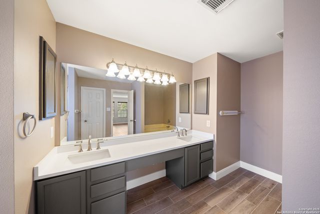 1656 Yucca Park, Schertz, TX 78154