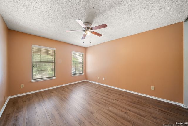 1656 Yucca Park, Schertz, TX 78154