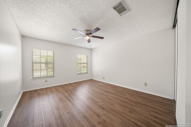 1656 Yucca Park, Schertz, TX 78154