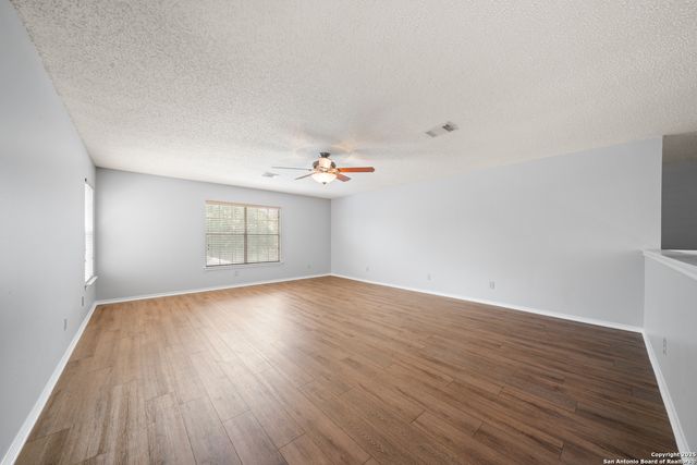 1656 Yucca Park, Schertz, TX 78154