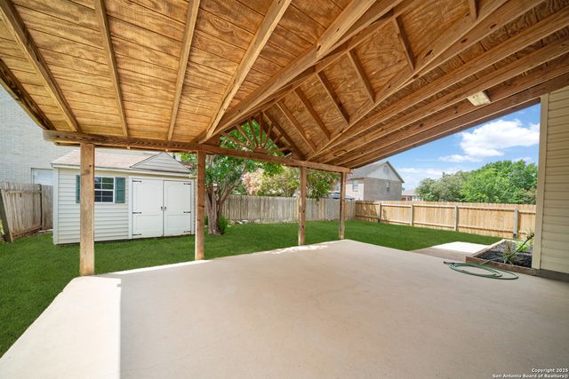 1656 Yucca Park, Schertz, TX 78154