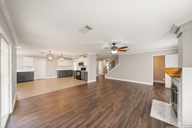 1656 Yucca Park, Schertz, TX 78154