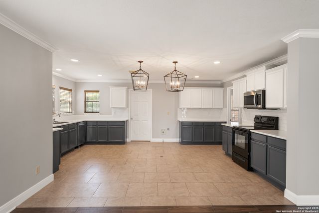 1656 Yucca Park, Schertz, TX 78154