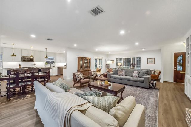 5135 Cheena Drive, Houston, TX 77096