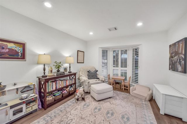 5135 Cheena Drive, Houston, TX 77096