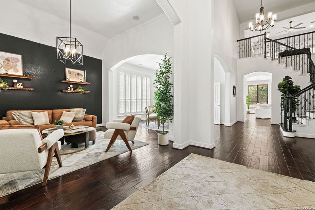 21703 Givenchy, San Antonio, TX 78256