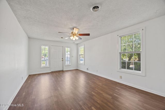 321 Miller Boulevard, Havelock, NC 28532