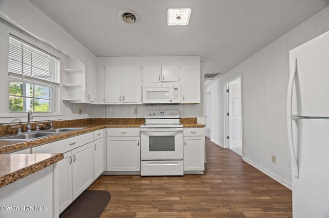 321 Miller Boulevard, Havelock, NC 28532