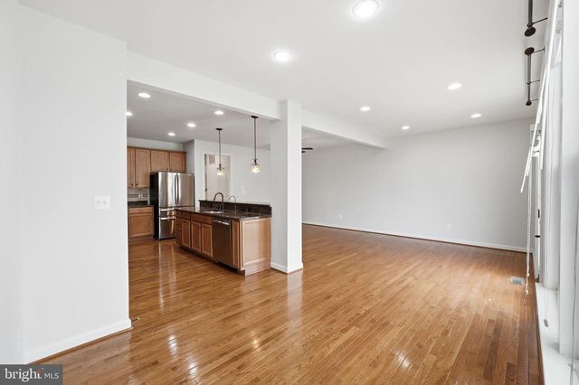 21253 PARK GROVE TER, Ashburn, VA 20147