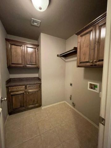2836 NW 170th Court, Edmond, OK 73012