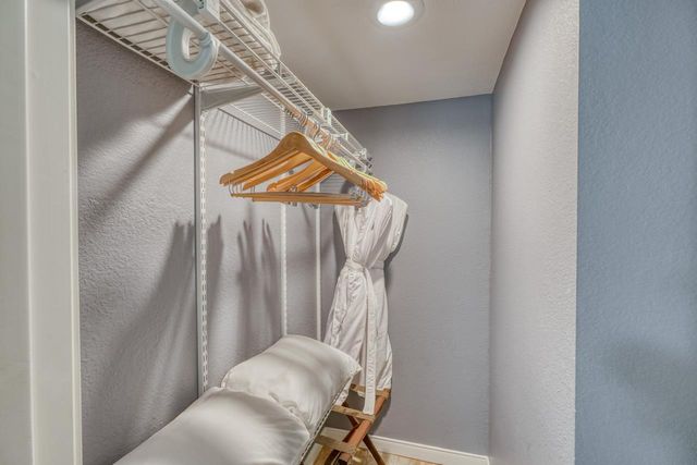 1100 The Cape 703, Horseshoe Bay, TX 78657