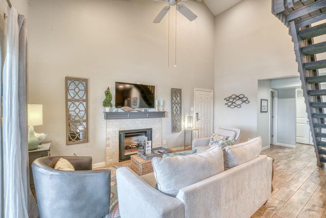 1100 The Cape 703, Horseshoe Bay, TX 78657