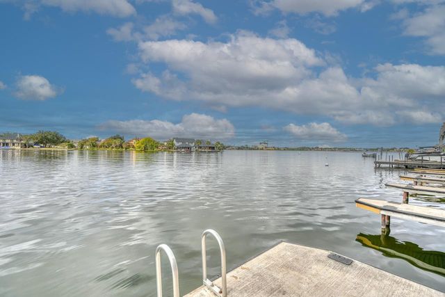 1100 The Cape 703, Horseshoe Bay, TX 78657