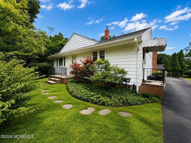 18 Holmes Terrace, Freehold, NJ 07728
