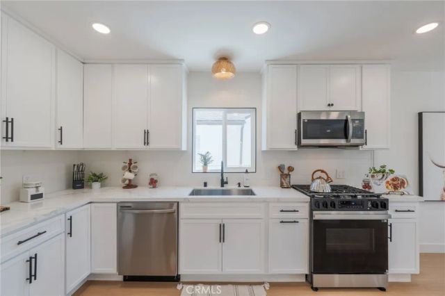 4224 Falcon, Long Beach, CA 90807