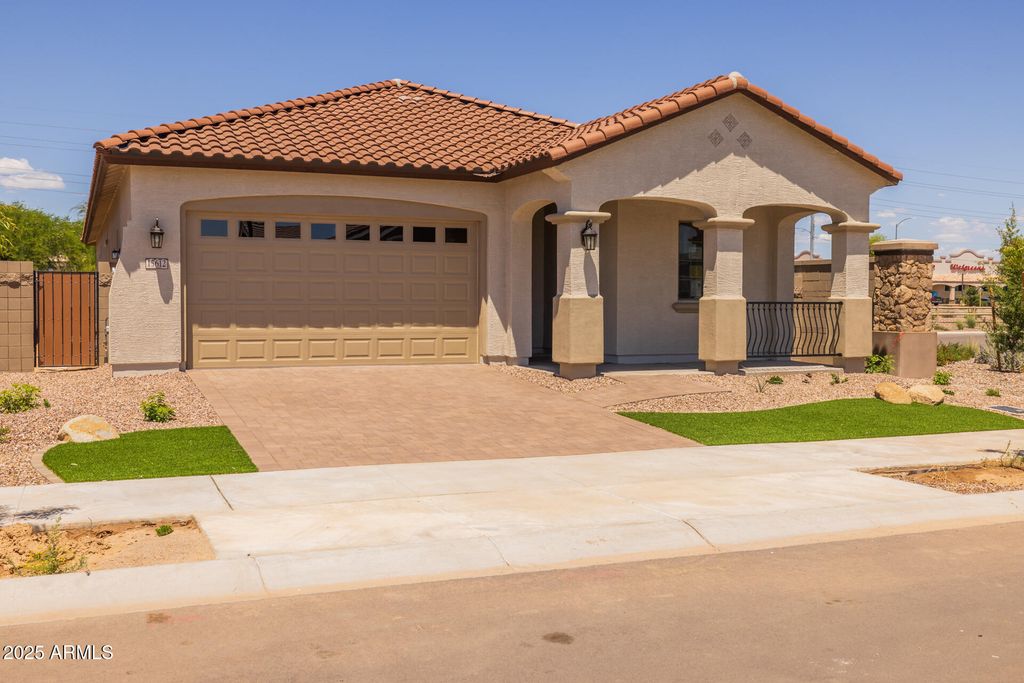 15612 W GEORGIA Drive, Surprise, AZ 85379 — photo 3