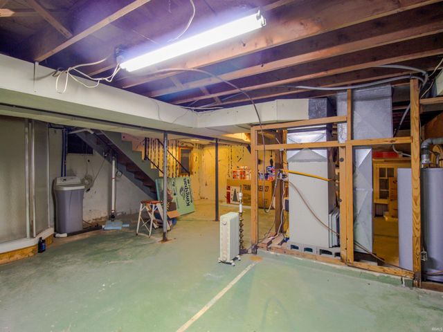 7 Mapleton Drive, Bedford, IN 47421