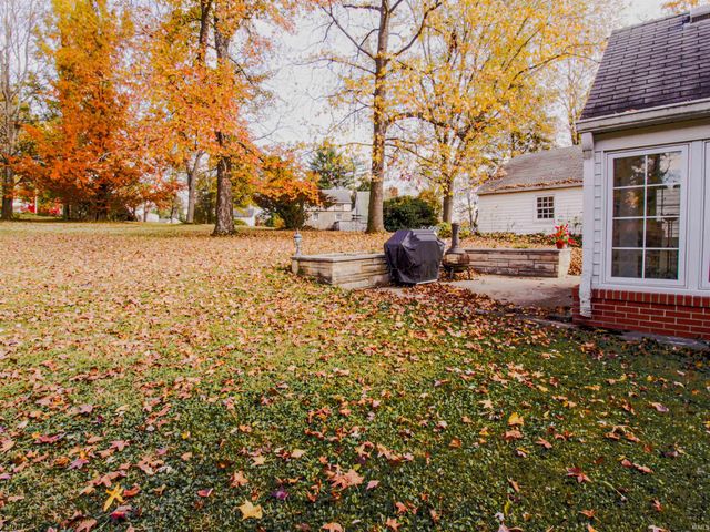 7 Mapleton Drive, Bedford, IN 47421