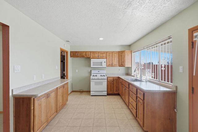 87 Nash Street, Rio Communities, NM 87002