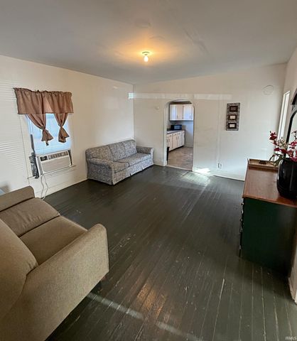 1023 Durbin Street, Bicknell, IN 47512