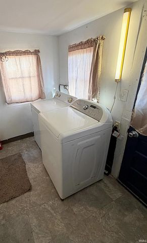 1023 Durbin Street, Bicknell, IN 47512