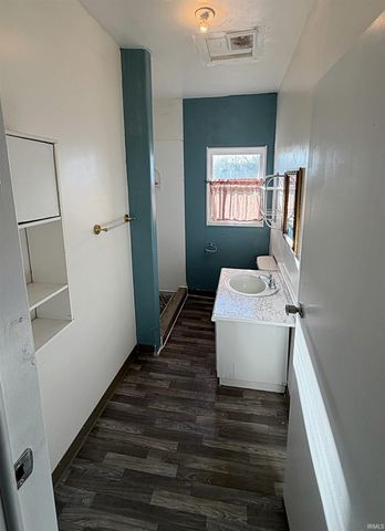 1023 Durbin Street, Bicknell, IN 47512