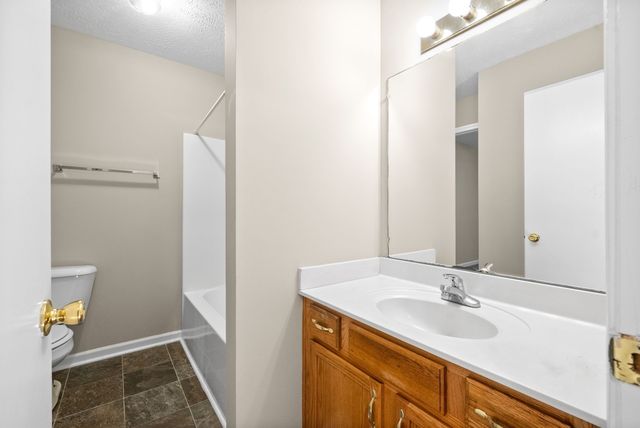 3838 Jockey Drive A, Clarksville, TN 37040