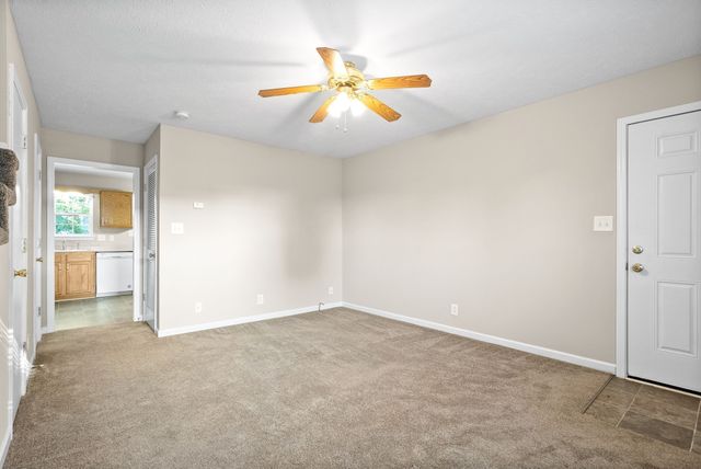 3838 Jockey Drive A, Clarksville, TN 37040